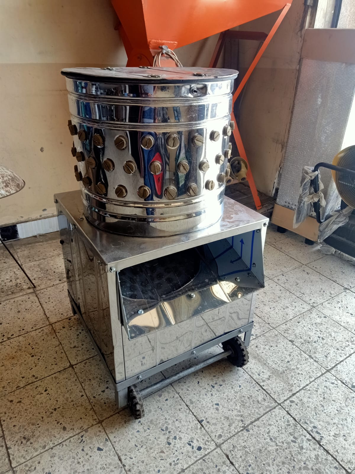 رياشات تنظيف الدجاج