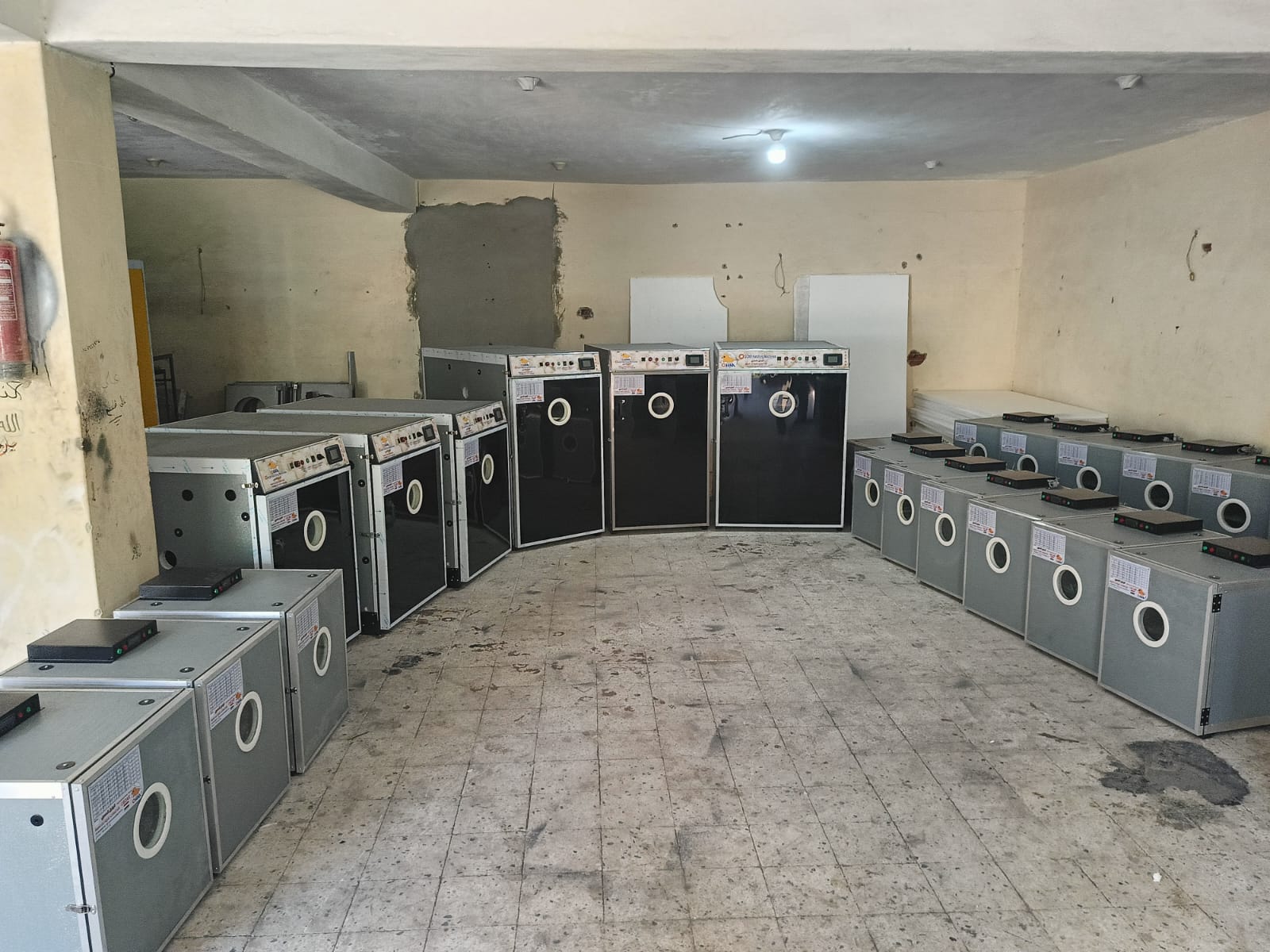 حلول التفريخ داخل المعرض