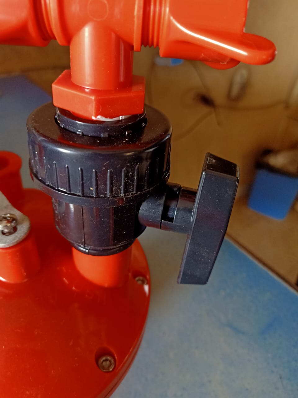 وحدة تحكم داخل خط الشرب