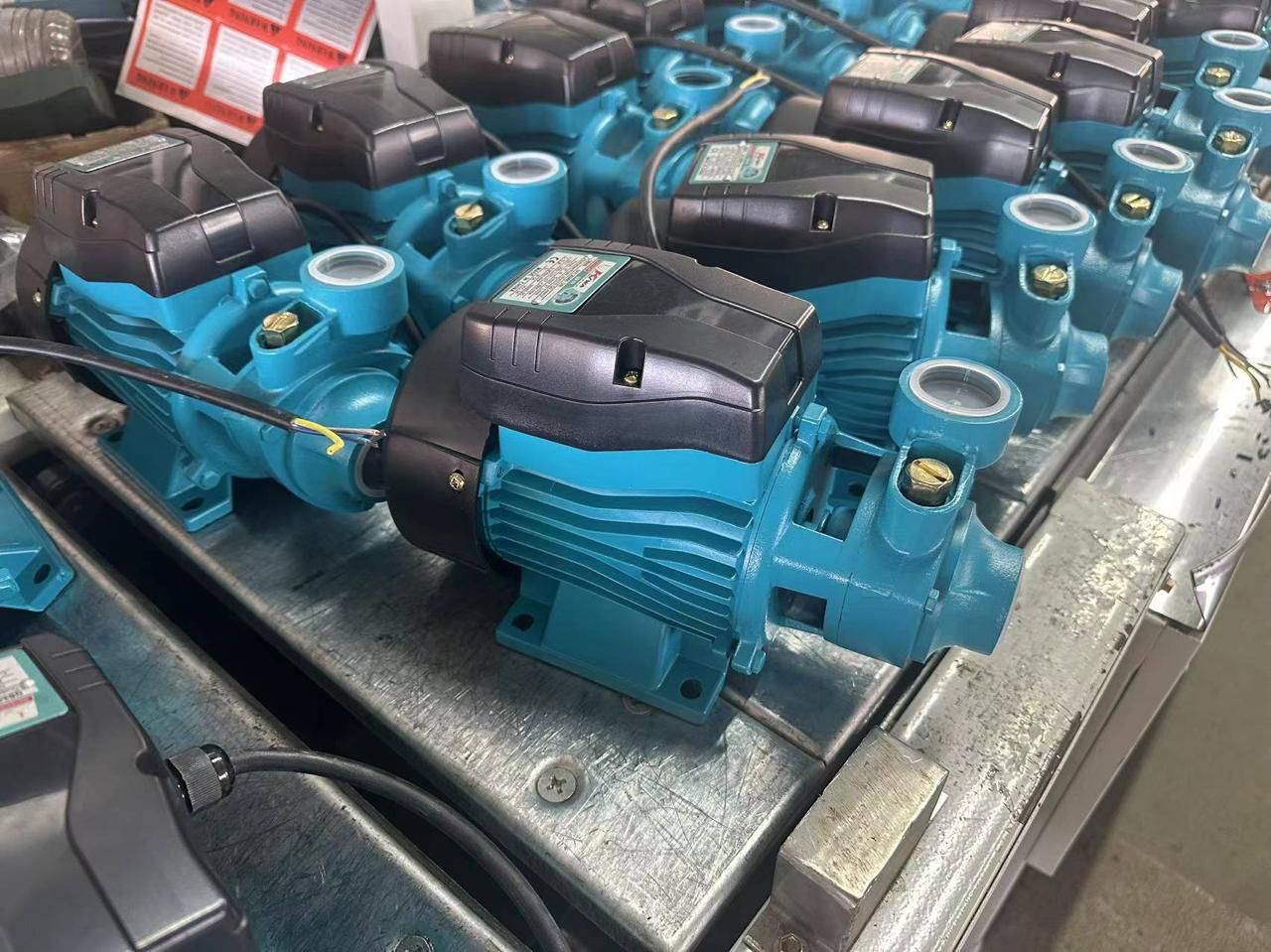 مضخات ومواتير رفع المياه